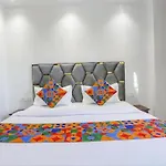 Hotel O White Pearl